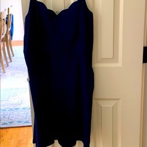 Beautiful navy linen dress with great cutouts.  Size XL.  Market Spruce.